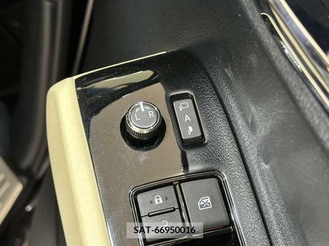 Toyota VELLFIRE 2017-11 299408-18