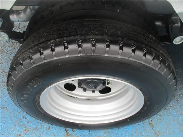 Mitsubishi CANTER 2023-04 2569-18