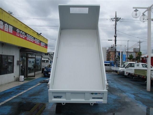 Mitsubishi CANTER 2023-04 2569-4