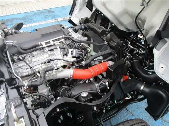 Mitsubishi CANTER 2023-04 2569-25