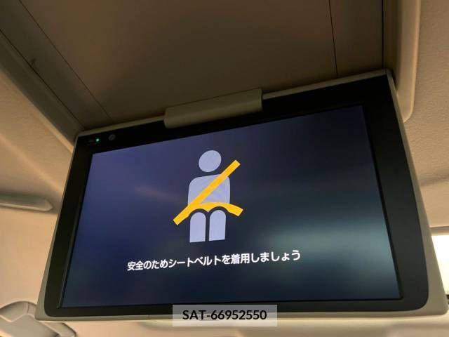Toyota VELLFIRE 2019-03 383041-3