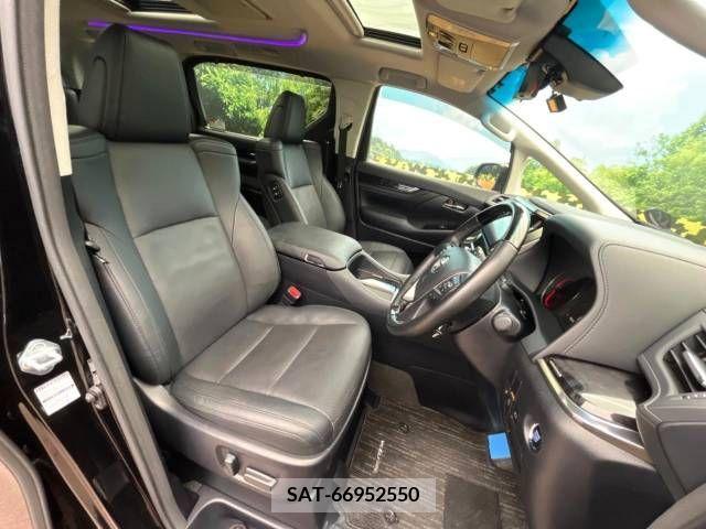 Toyota VELLFIRE 2019-03 383041-8