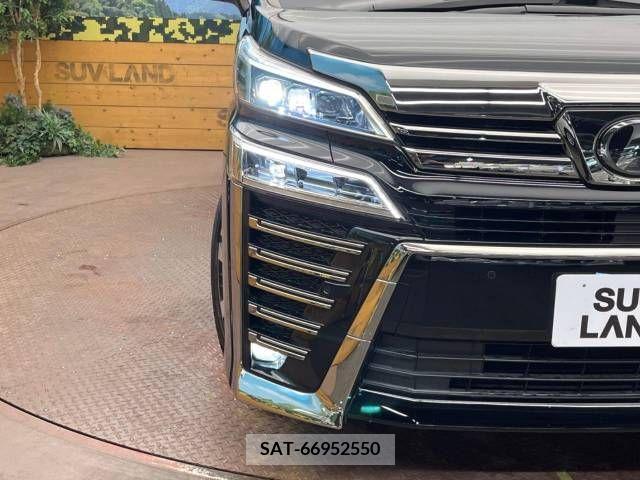 Toyota VELLFIRE 2019-03 383041-13
