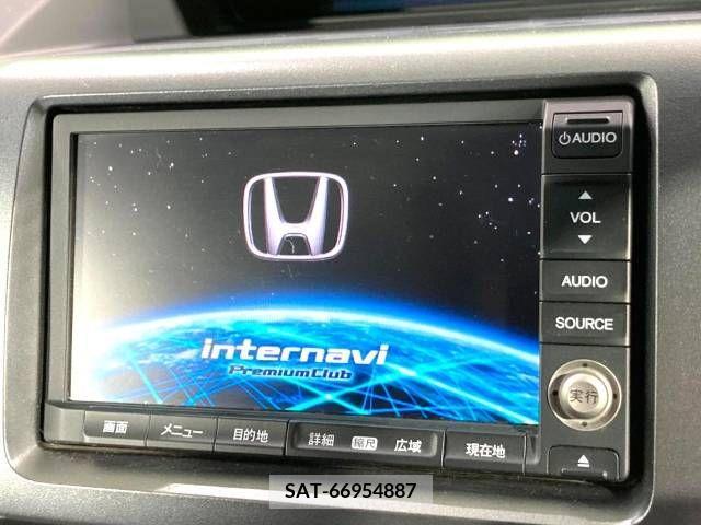 Honda e 2010-08 252886-2