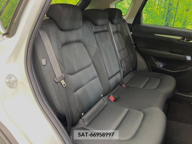 Mazda CX-5 2017-08 224073-9
