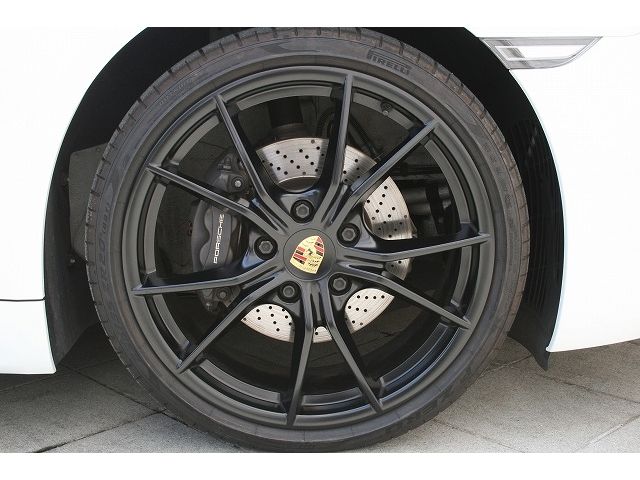 Porsche CAYMAN 2017-06 20542-11