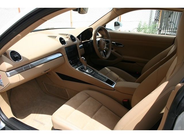Porsche CAYMAN 2017-06 20542-6