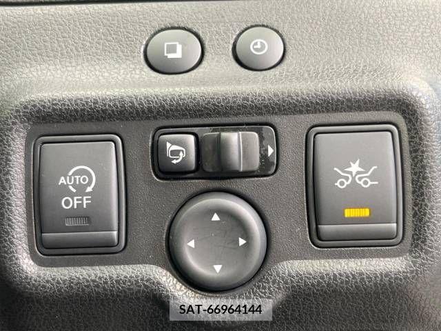 Nissan NOTE 2015-09 327951-5