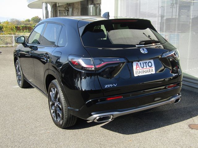 Honda ZR-V 2022-11 184317-2