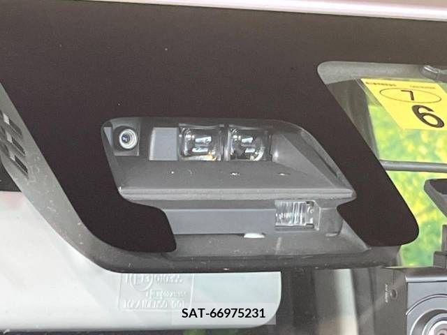 Suzuki WAGON R 2018-06 335103-3
