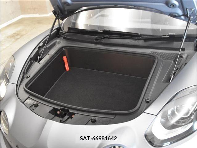 Renault ALPINE 2020-09 204599-27