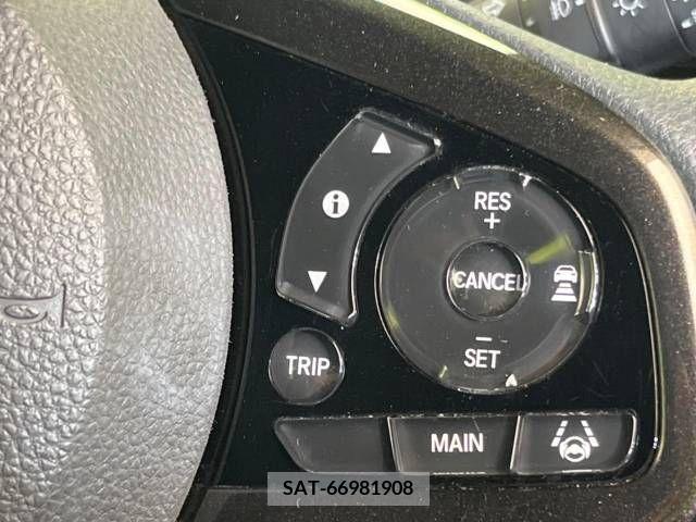 Honda N BOX CUSTOM 2019-09 382677-4