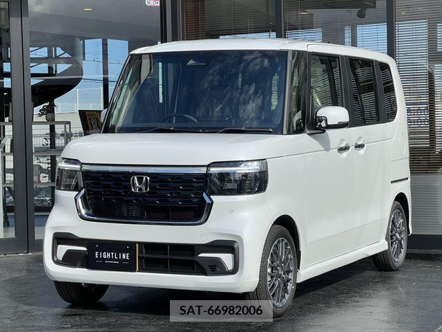 Honda N BOX CUSTOM 2023-10 208134-0