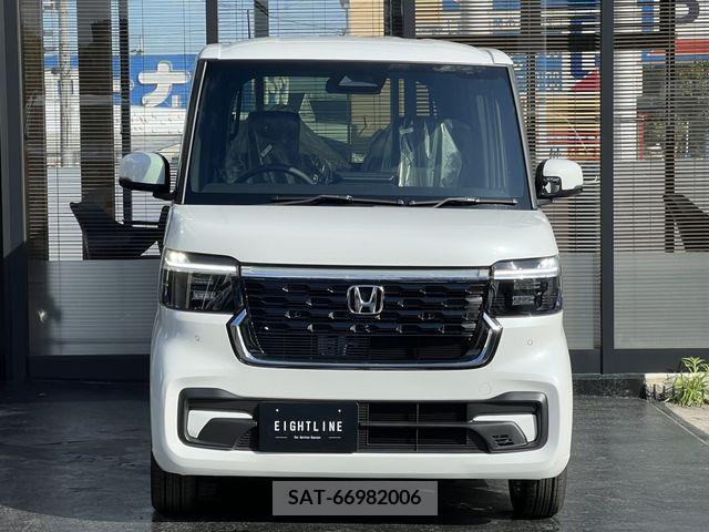 Honda N BOX CUSTOM 2023-10 208134-1