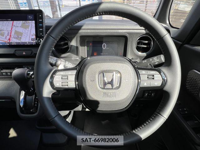 Honda N BOX CUSTOM 2023-10 208134-11
