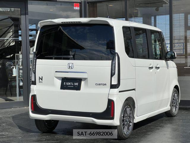 Honda N BOX CUSTOM 2023-10 208134-6