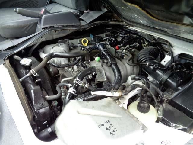 Mazda BONGO VAN 2013-06 8433-3