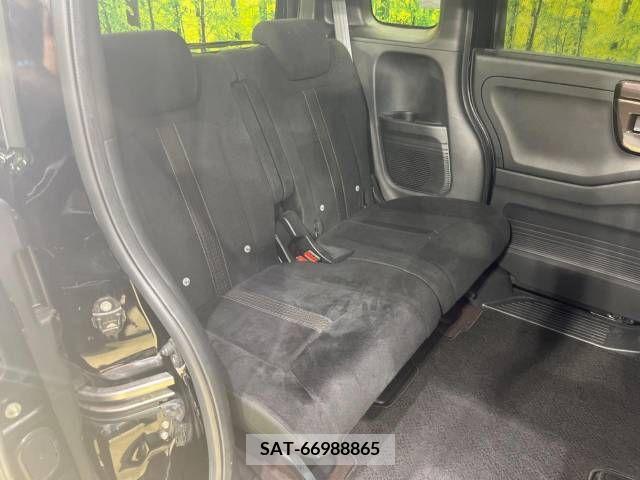 Honda N BOX CUSTOM 2020-02 223558-9