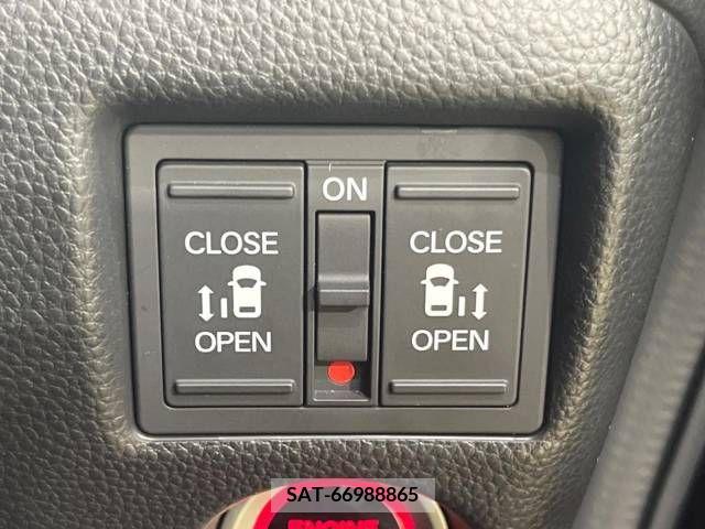 Honda N BOX CUSTOM 2020-02 223558-3