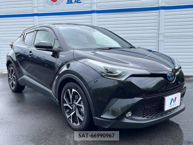 Toyota C-HR 2018-11 355047-16