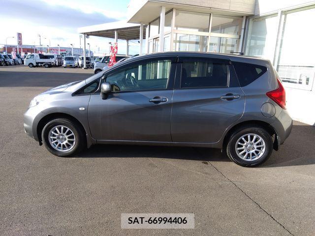 Nissan NOTE 2013-05 236099-4