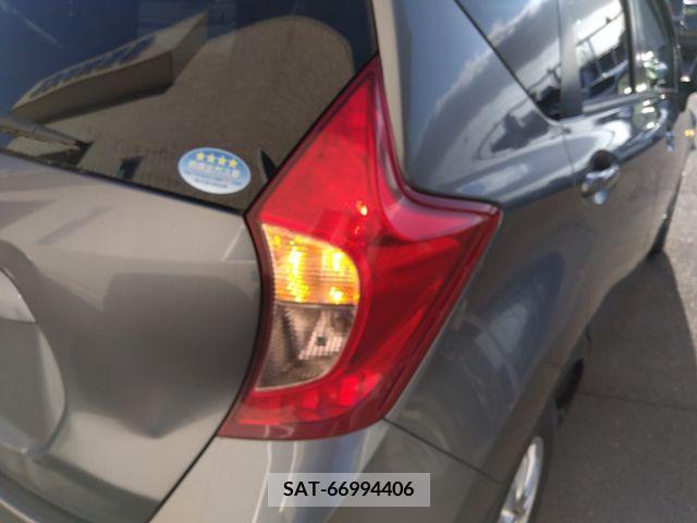 Nissan NOTE 2013-05 236099-5