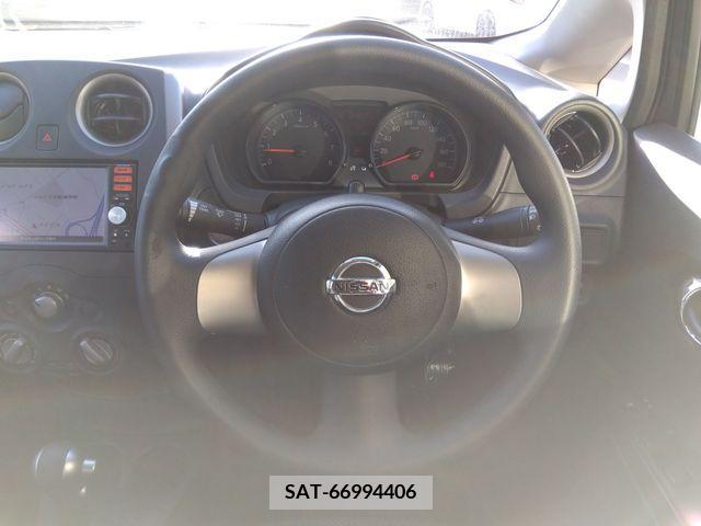 Nissan NOTE 2013-05 236099-7