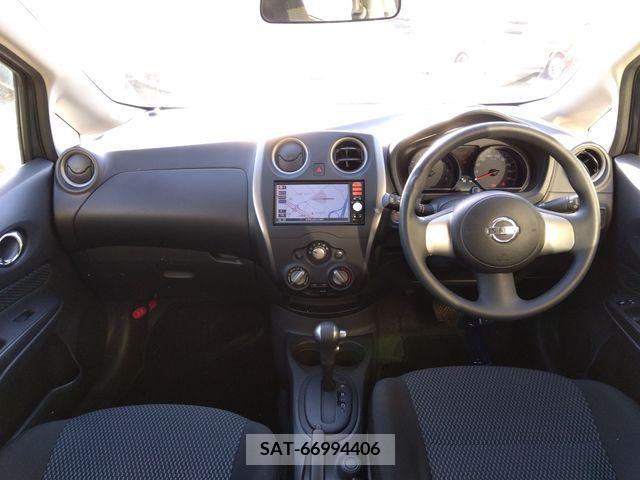 Nissan NOTE 2013-05 236099-1