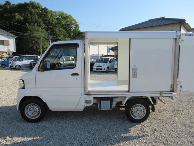 Mitsubishi MINICAB TRUCK 2012-04 18864-8