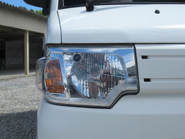 Mitsubishi MINICAB TRUCK 2012-04 18864-12