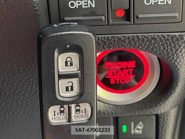 Honda N BOX CUSTOM 2020-01 346029-7