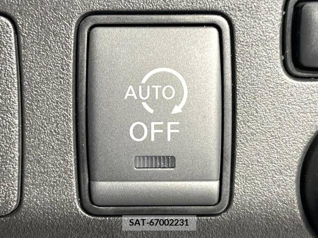 Nissan NOTE 2019-02 328449-4