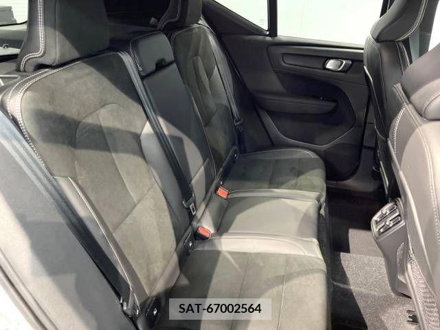 Volvo XC40 2021-09 370250-12