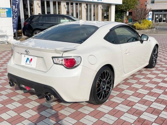 Toyota 86 2016-03 193279-18