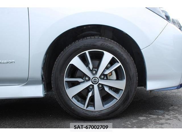 Nissan LEAF 2019-07 386353-11