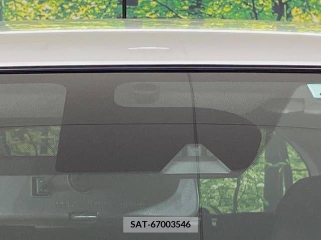 Nissan NOTE 2017-08 379007-3
