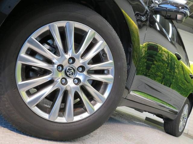 Toyota HARRIER 2017-12 24830-13