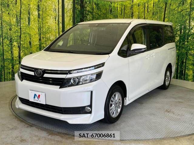 Toyota VOXY 2014-04 370335-16