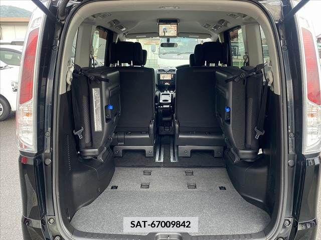 Nissan SERENA 2012-01 386520-14