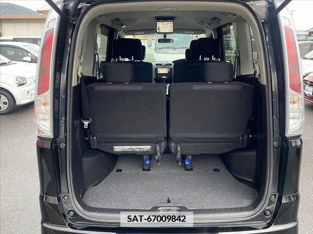 Nissan SERENA 2012-01 386520-13