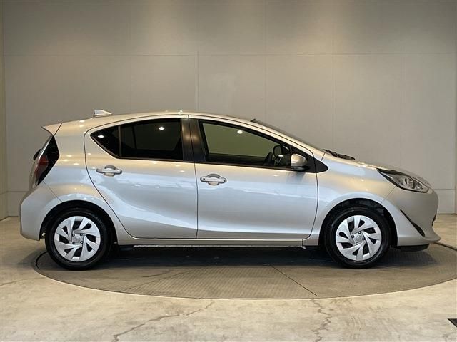 Toyota AQUA 2020-10 181914-12