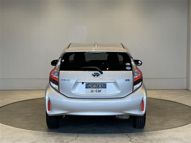 Toyota AQUA 2020-10 181914-8