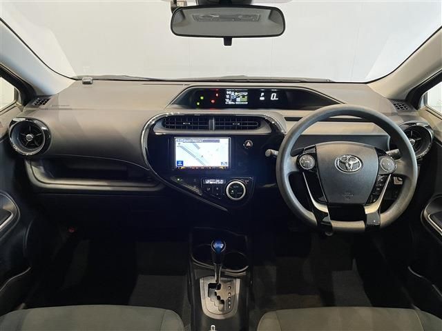 Toyota AQUA 2020-10 181914-2