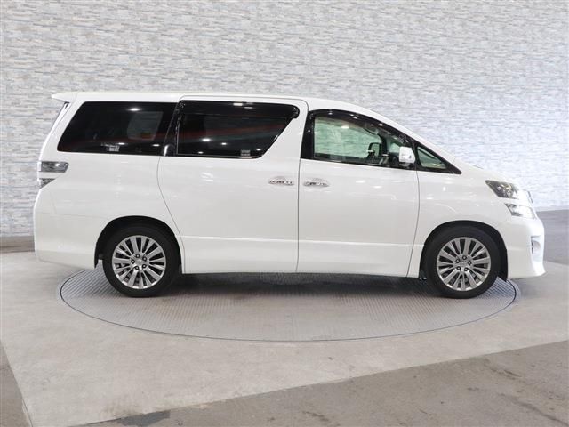 Toyota VELLFIRE 2013-11 7177-8