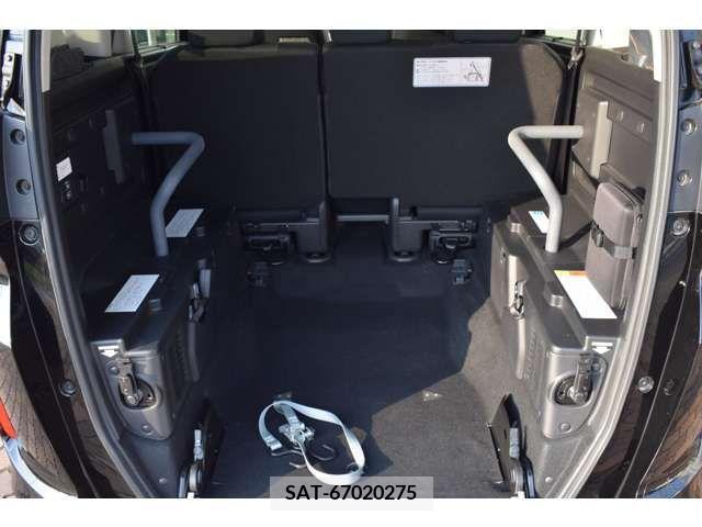 Honda FREED 2017-12 221631-9