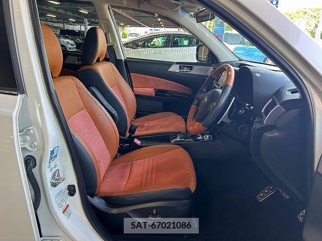 Subaru EXIGA CROSSOVER 2015-08 376889-3