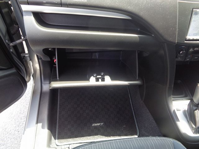 Suzuki SWIFT 2013-03 16759-18