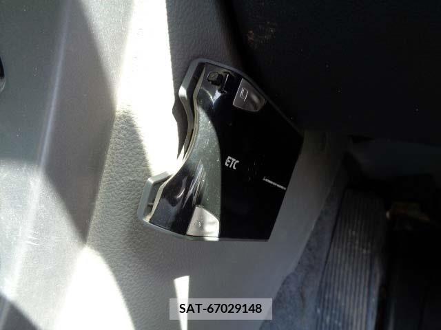 Nissan QUON 2008-11 283608-7