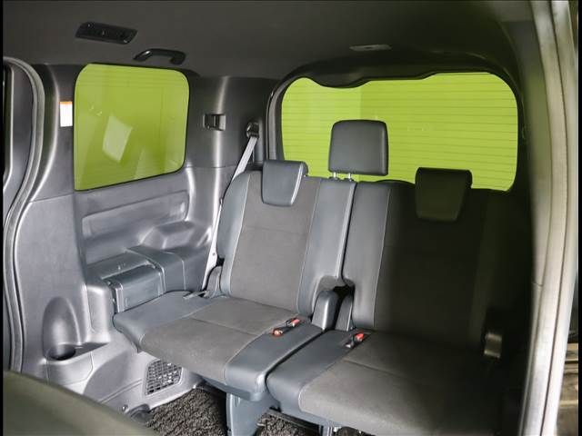 Toyota NOAH HYBRID 2018-11 9709-25