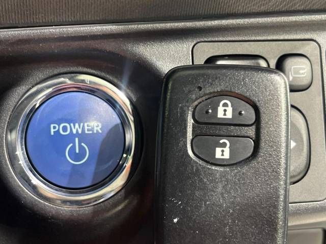 Toyota AQUA 2019-01 184664-7
